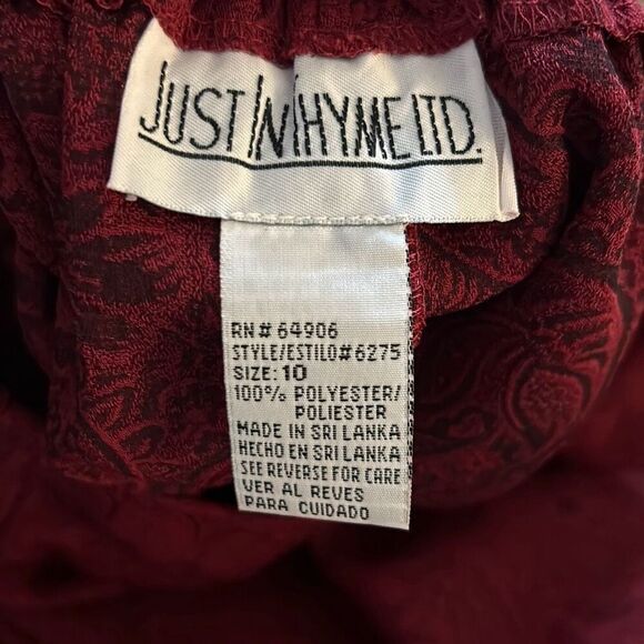 Vtg. 1990’s Just In Thyme Ltd. Red Paisley Skirt Suit with Black Lace Accents. S - Picture 12 of 12